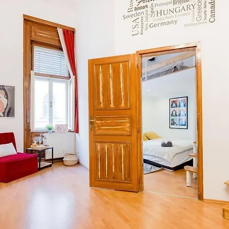 Lägenhet Secluded Spacious Oasis-best Location In Downtown *
