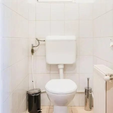 Lägenhet Secluded Spacious Oasis-best Location In Downtown Budapest